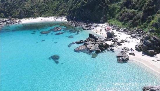 APPARTAMENTO CON GIARDINO PANORAMA MARE MOZZAFIATO