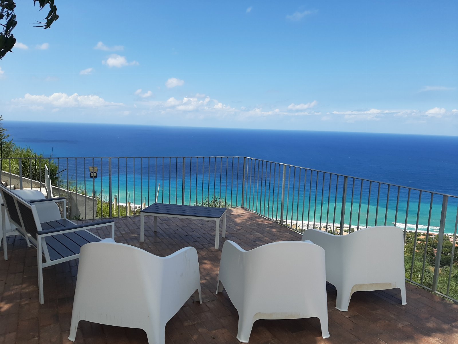 APPARTAMENTO CON GIARDINO PANORAMA MARE MOZZAFIATO