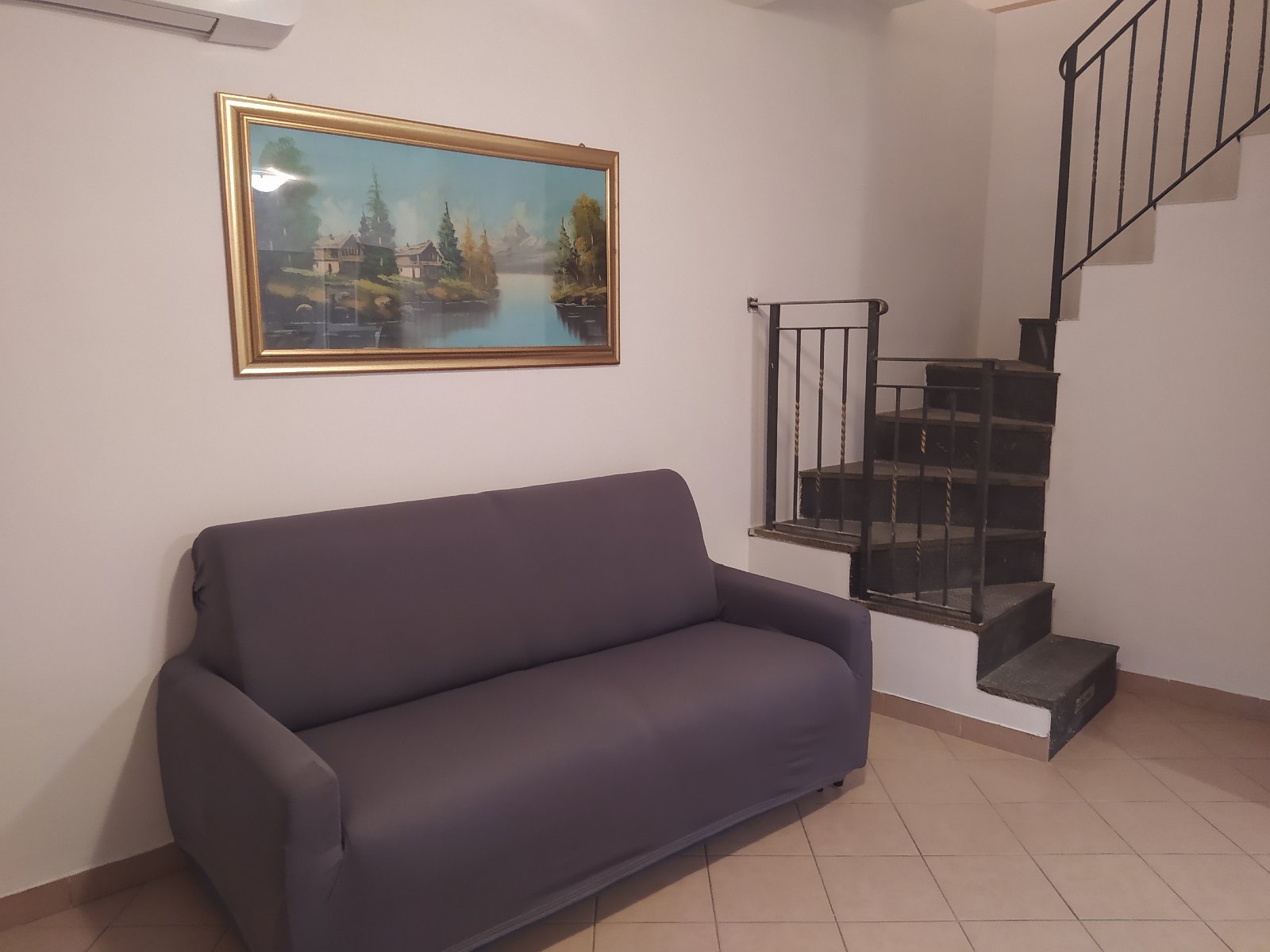 Antico Borgo - Via Middeo, 25