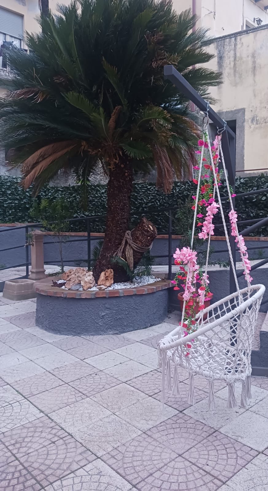 hotel nel centro storico con giardino