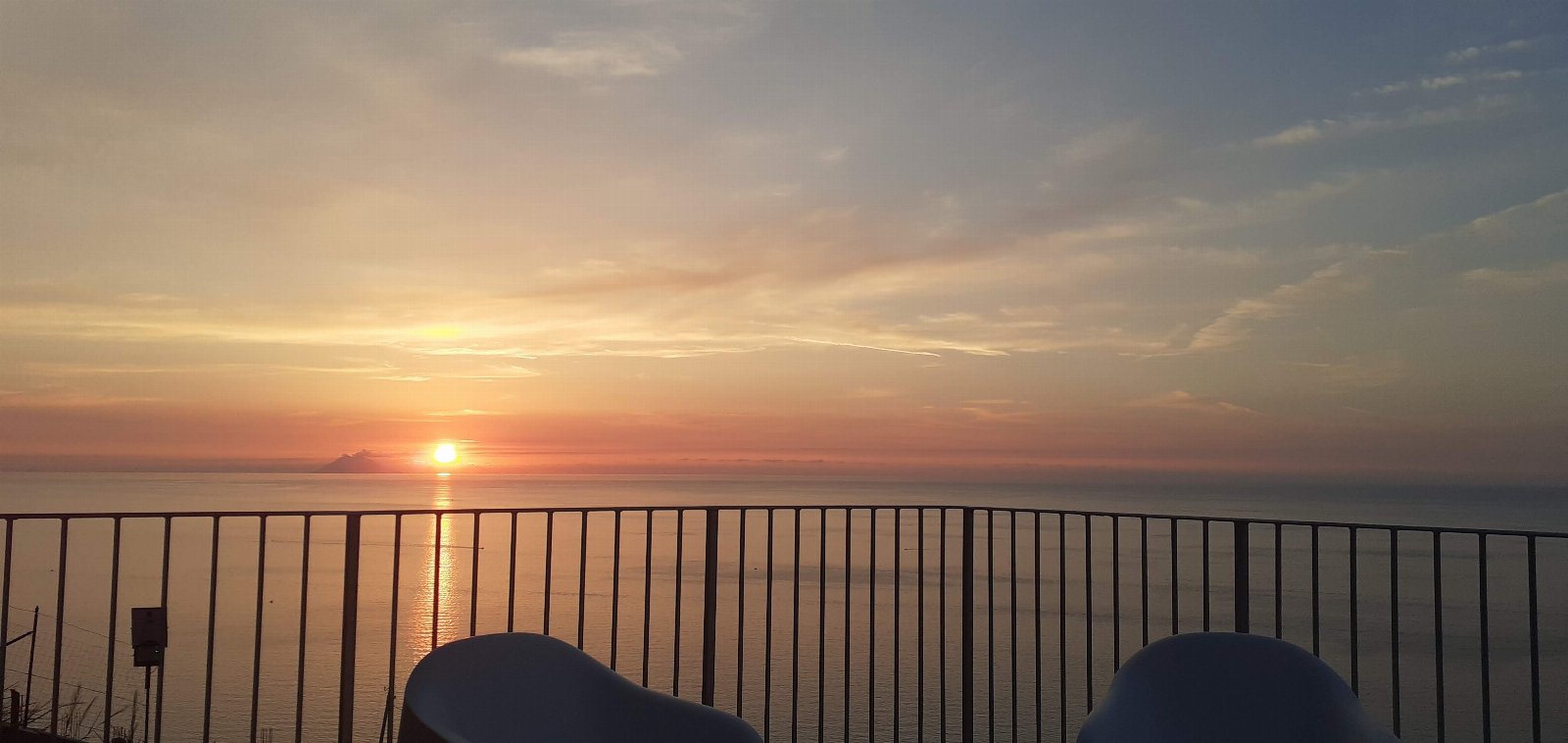 APPARTAMENTO CON GIARDINO PANORAMA MARE MOZZAFIATO
