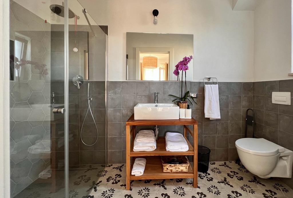 Camera Matrimoniale con terrazza vista mare