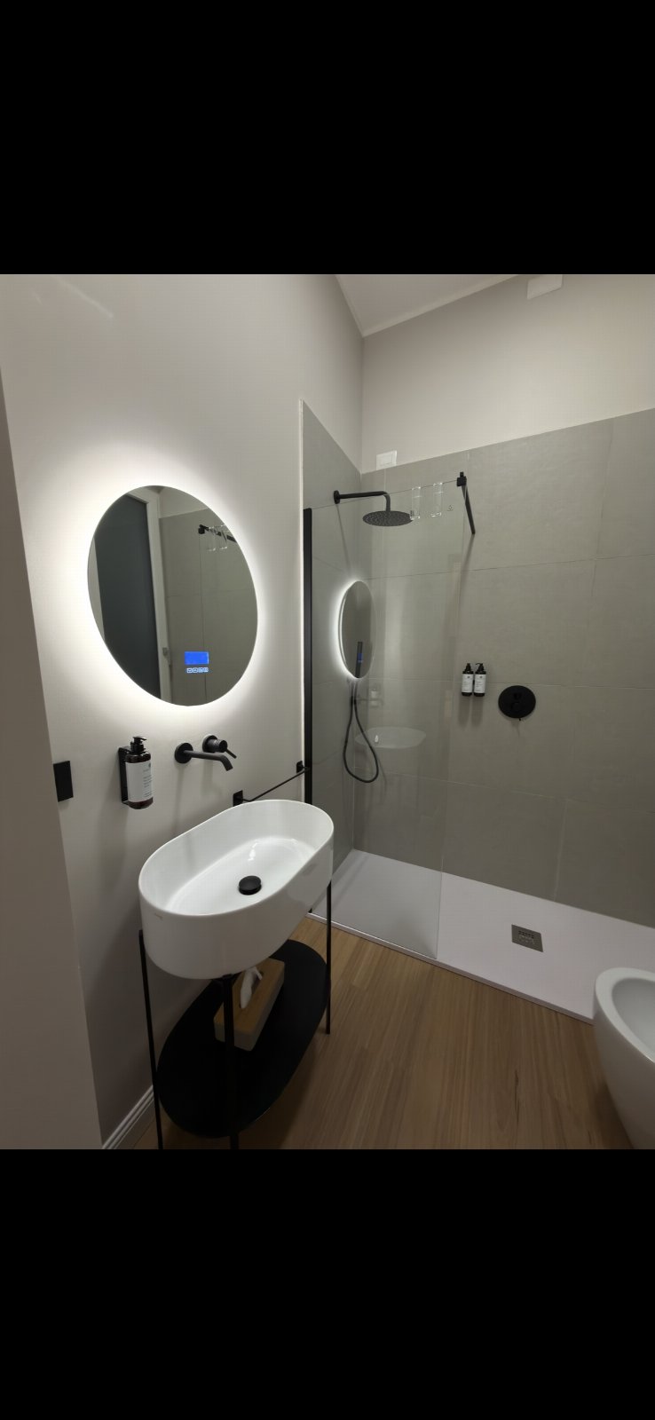 Maison Riviera - Room & Suite -