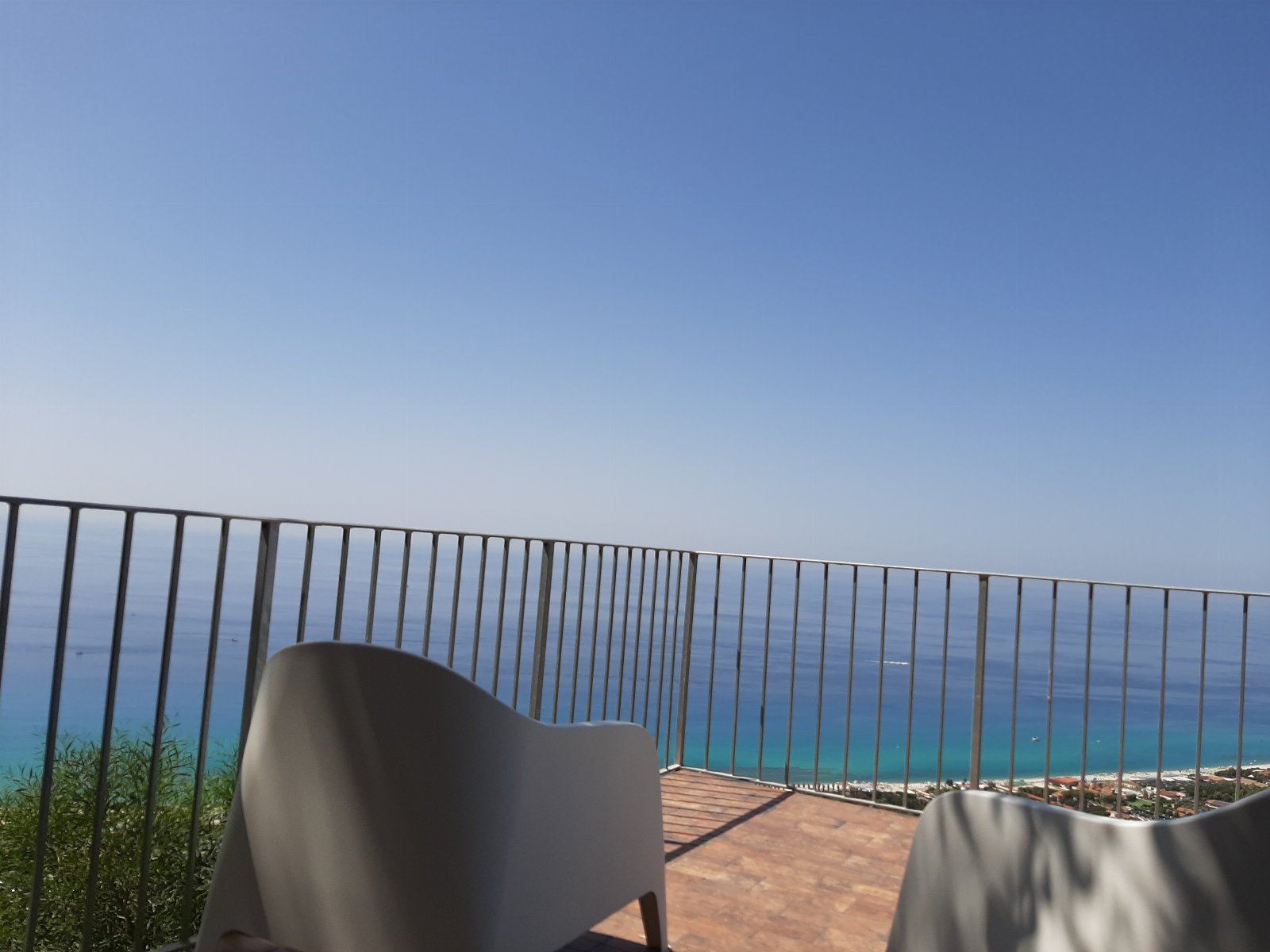APPARTAMENTO CON GIARDINO PANORAMA MARE MOZZAFIATO