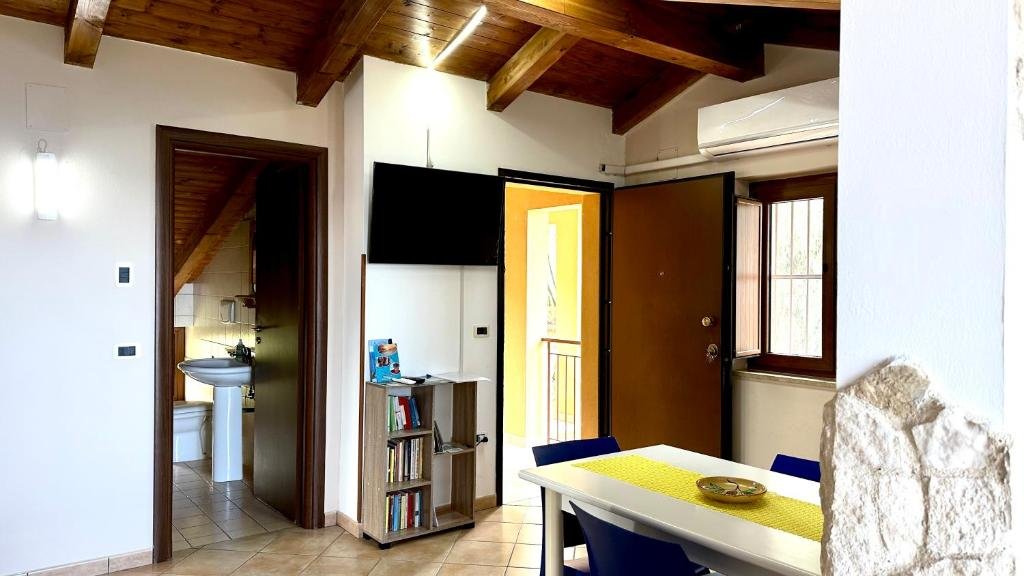 APPARTAMENTO CON GIARDINO PANORAMA MARE MOZZAFIATO