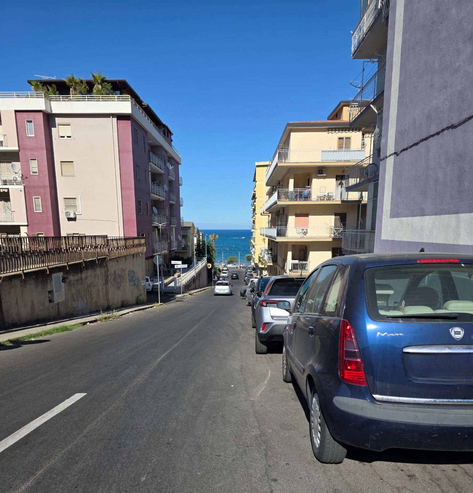 Bilocale sul lungomare di Crotone a 2 minuti dal mare