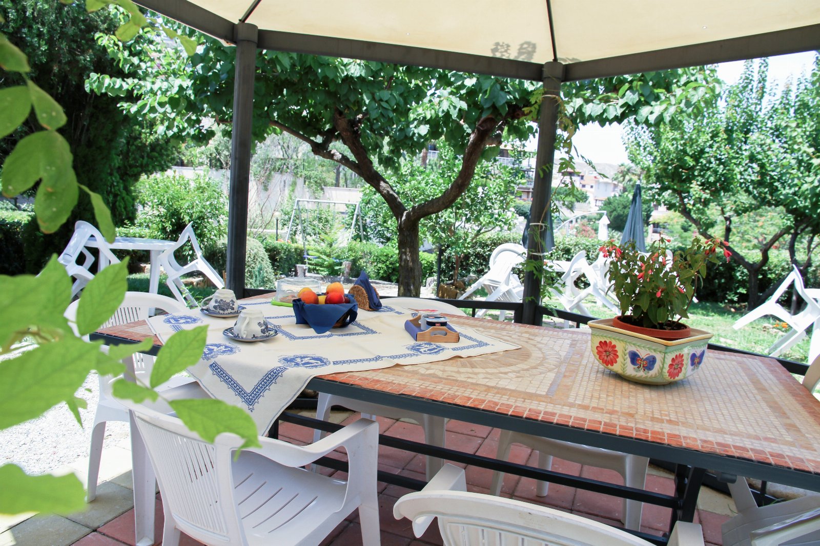 B&B Magna Grecia - B&B con parcheggio a due passi dal mare