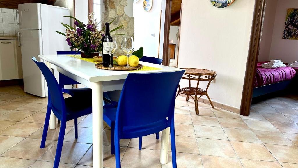 APPARTAMENTO CON GIARDINO PANORAMA MARE MOZZAFIATO