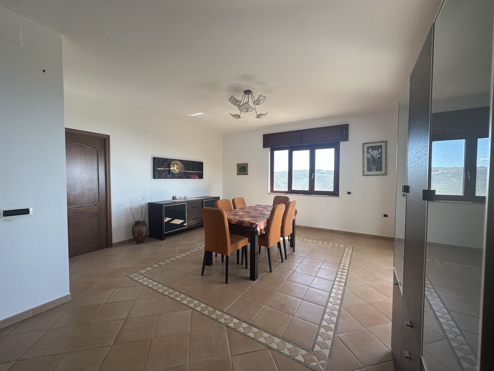 Villa esclusiva tra gli ulivi con vista mare e assoluta tranquillità vicino a Pizzo