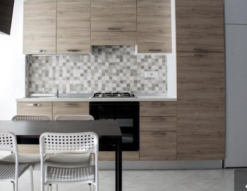 Una finestra sul glicine