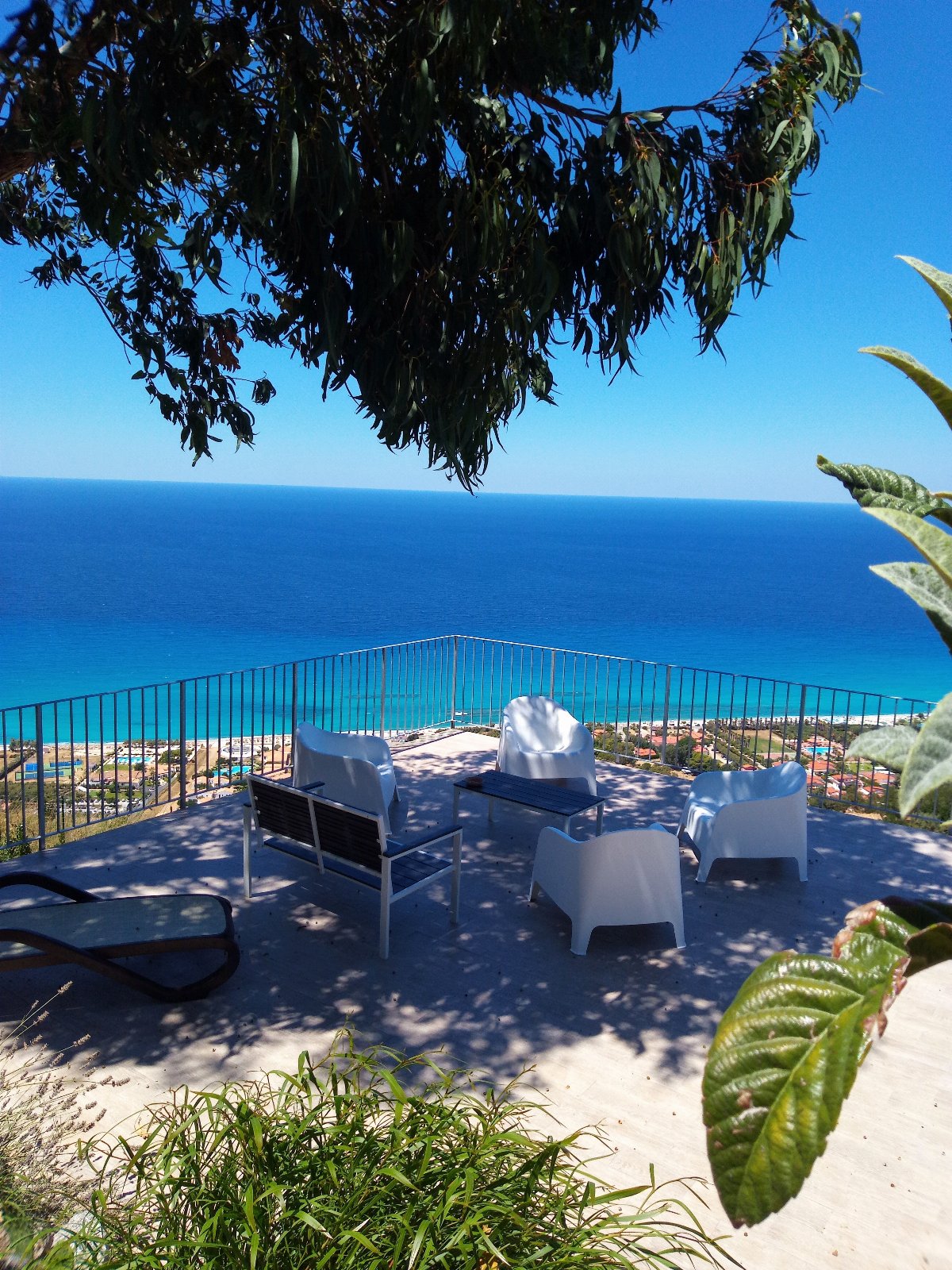 APPARTAMENTO CON GIARDINO PANORAMA MARE MOZZAFIATO