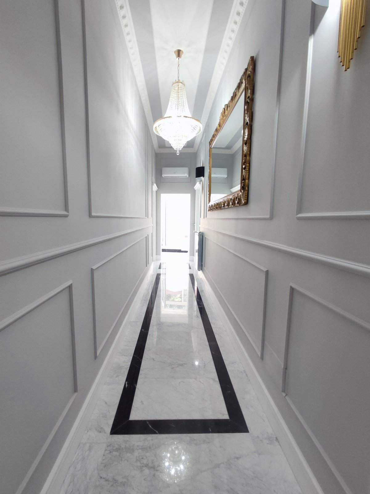 Scopri con noi il piano nobile della piana