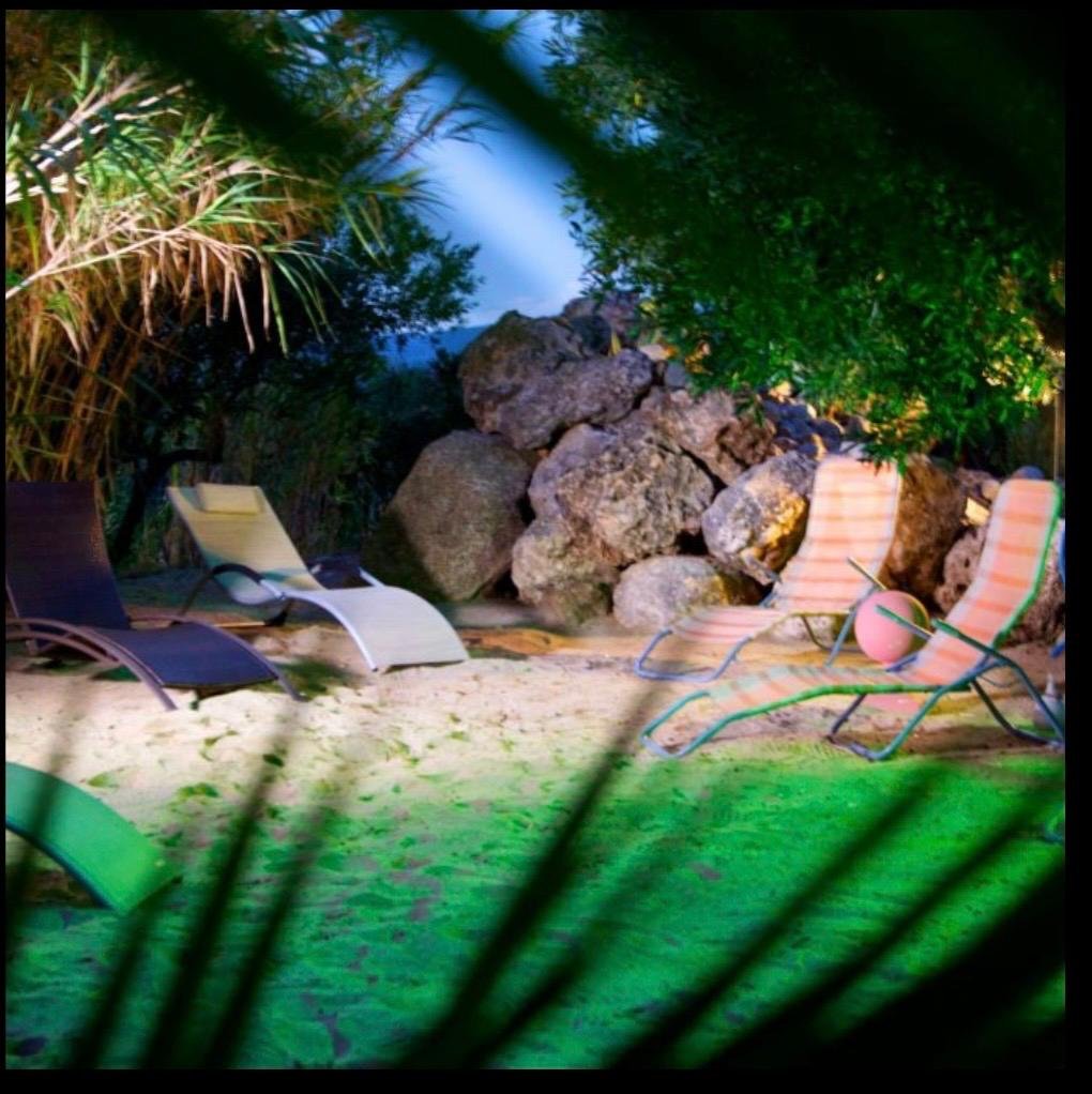 Splendida villa in collina, in zona panoramica con vista mare.