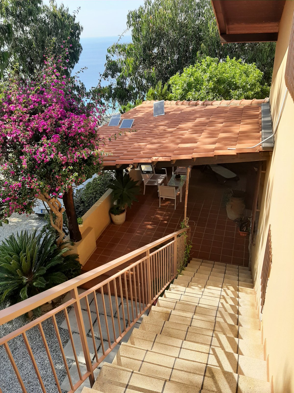 APPARTAMENTO CON GIARDINO PANORAMA MARE MOZZAFIATO