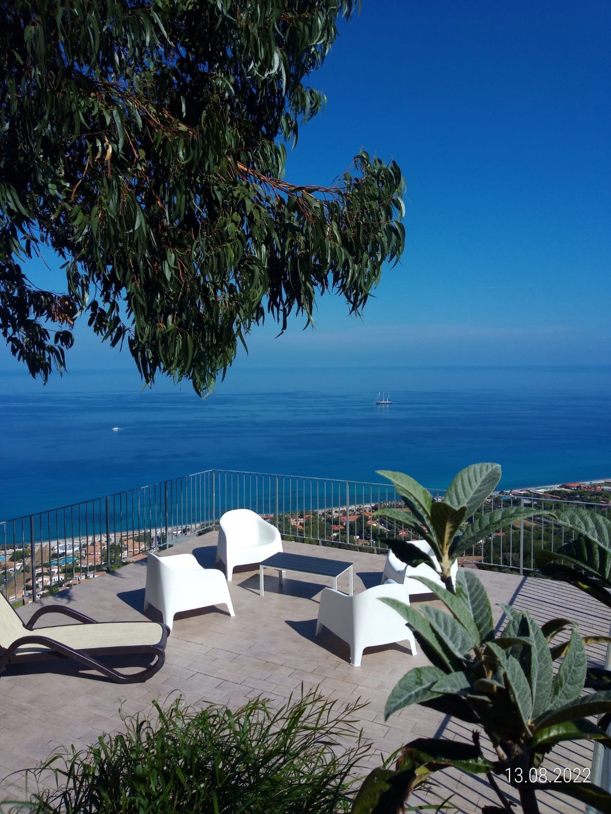 APPARTAMENTO CON GIARDINO PANORAMA MARE MOZZAFIATO