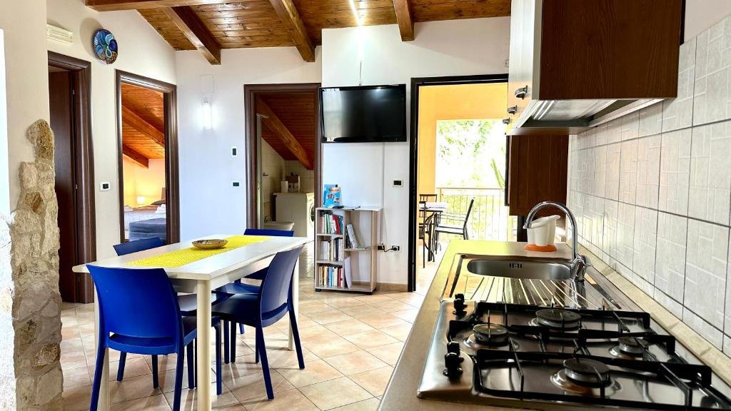 APPARTAMENTO CON GIARDINO PANORAMA MARE MOZZAFIATO