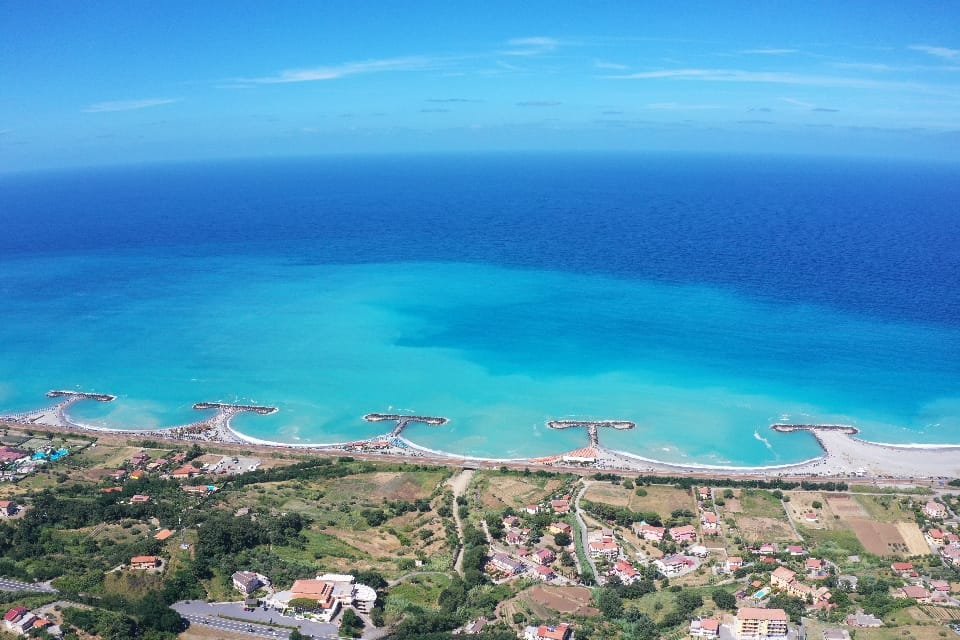 Agriturismo a Paola vicino al Santuario San Francesco e vicino al mare con piscina ristorante pizzeria fattorie didattiche
