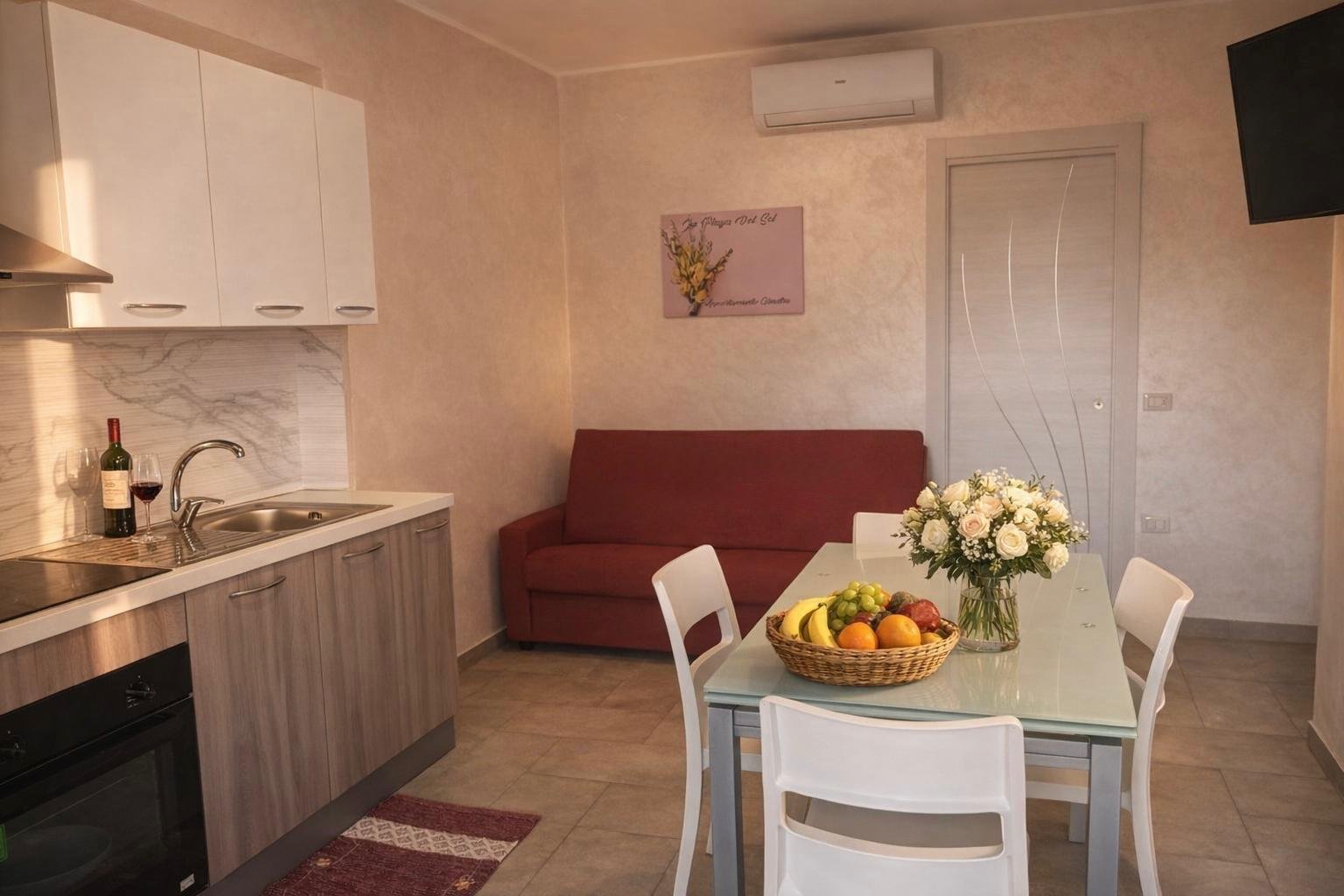 Bilocale Moderno con Piscina ed Idromassaggio a soli 2km da Tropea