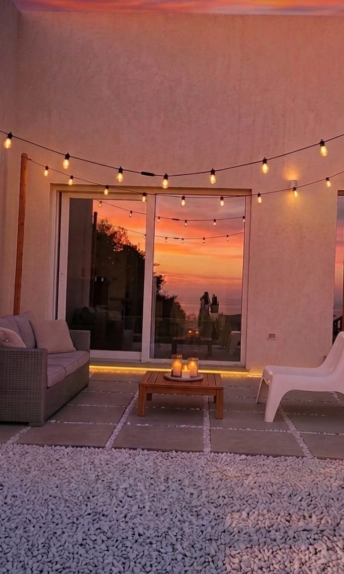 Villa vista mare immersa nella natura mediterranea a soli pochi passi dalle spiagge e dal centro di Diamante