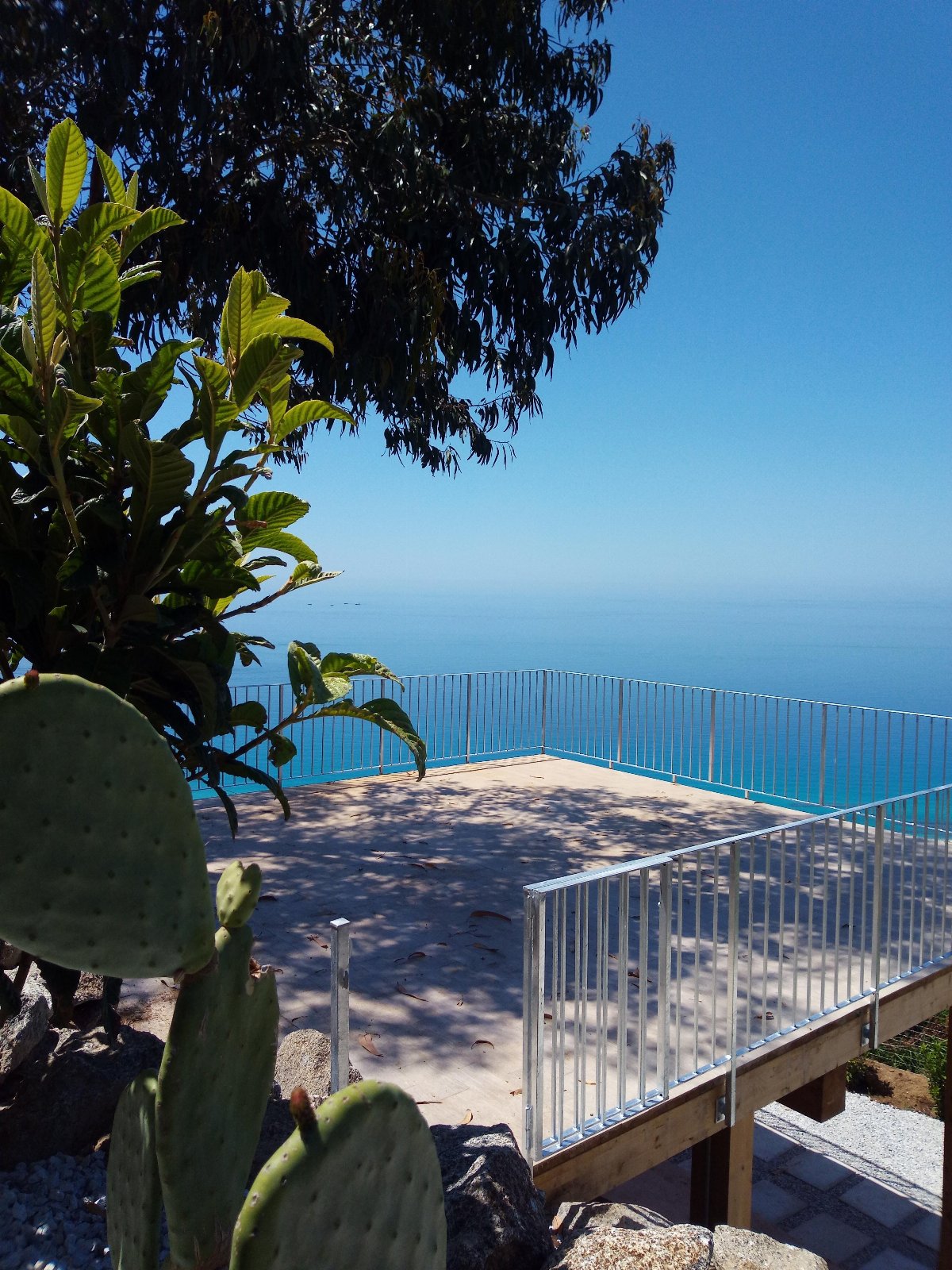 APPARTAMENTO CON GIARDINO PANORAMA MARE MOZZAFIATO
