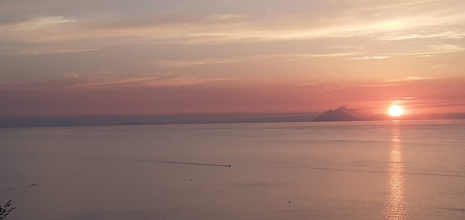 APPARTAMENTO CON GIARDINO PANORAMA MARE MOZZAFIATO