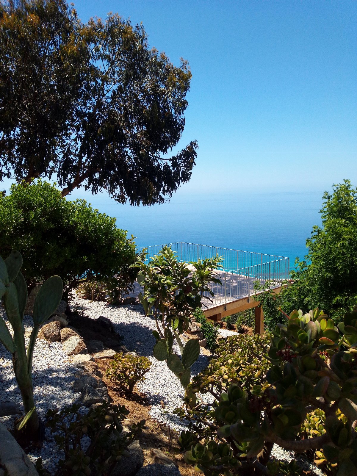 APPARTAMENTO CON GIARDINO PANORAMA MARE MOZZAFIATO