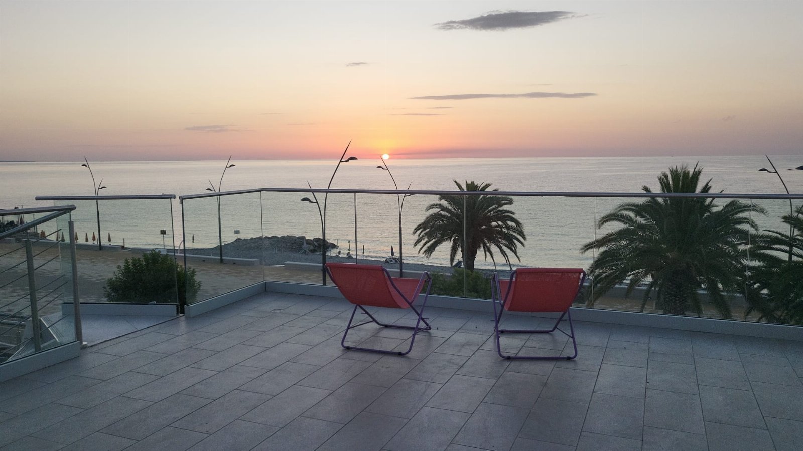 FRONTE MARE ECOSOSTENIBILE