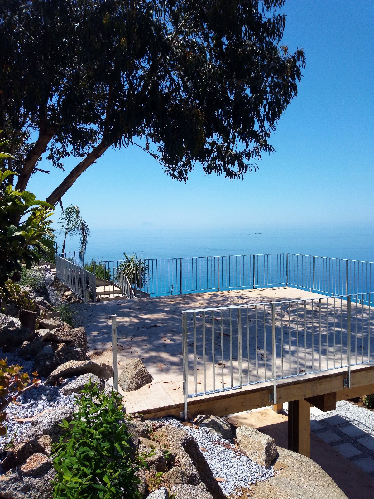 APPARTAMENTO CON GIARDINO PANORAMA MARE MOZZAFIATO