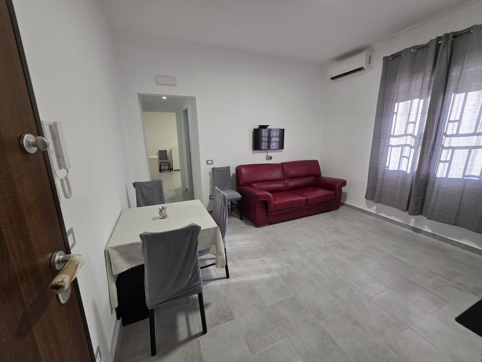 Bilocale sul lungomare di Crotone a 2 minuti dal mare