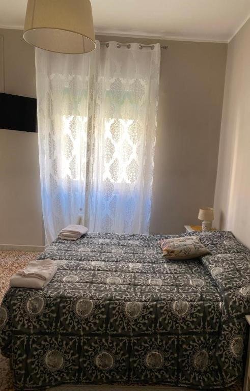 Al centro, VICINO OSPEDALE PUGLIESE DULBECCO E STADIO NICOLA CERAVOLO