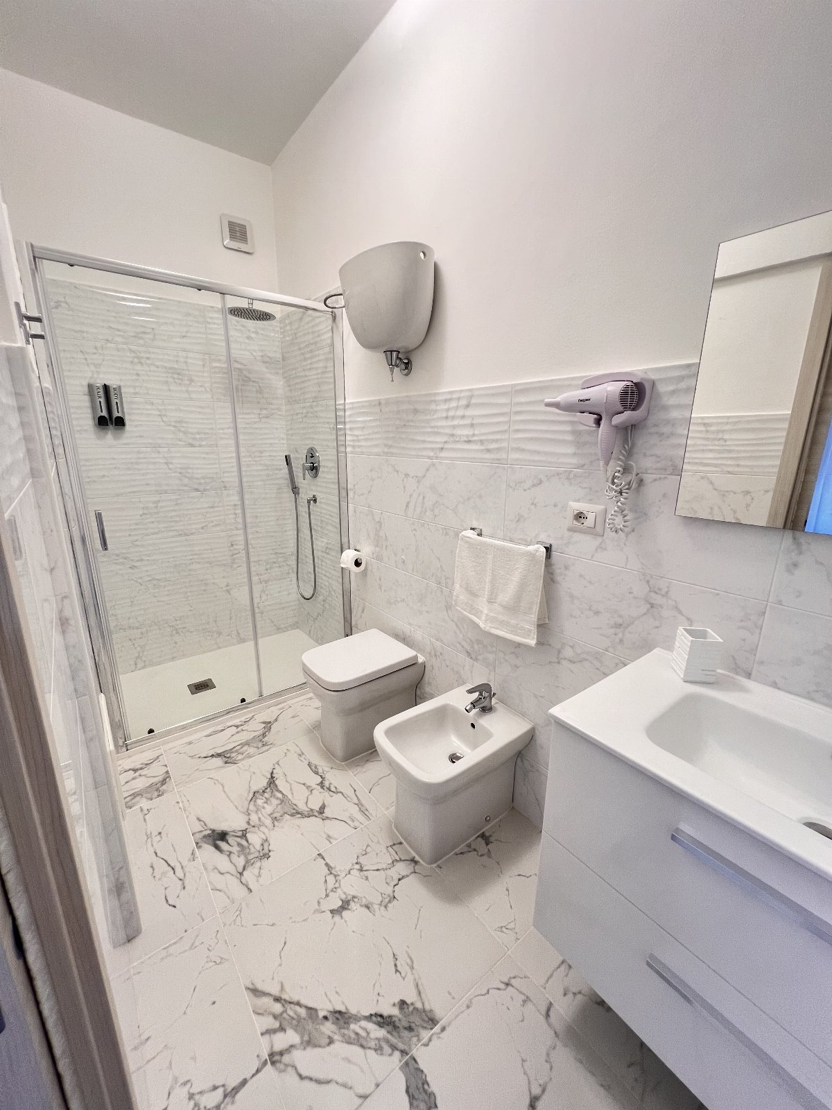 Restyling Apartments Center Tropea